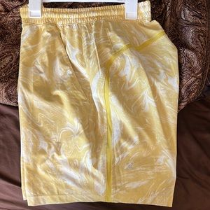 Lululemon pace, breaker shorts, size medium, 7 inch no liner, no flaws
